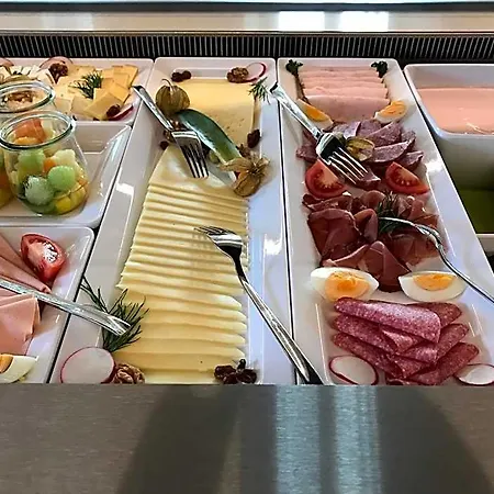 酒店 地科隆贾尼酒店 3*