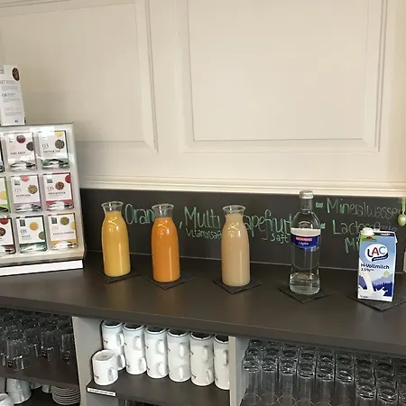 地科隆贾尼酒店 酒店