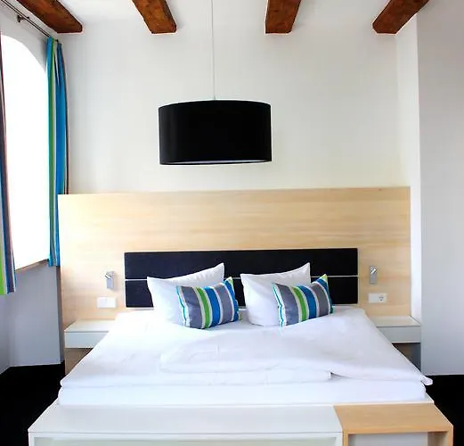 Krone - Garni Hotel 3*